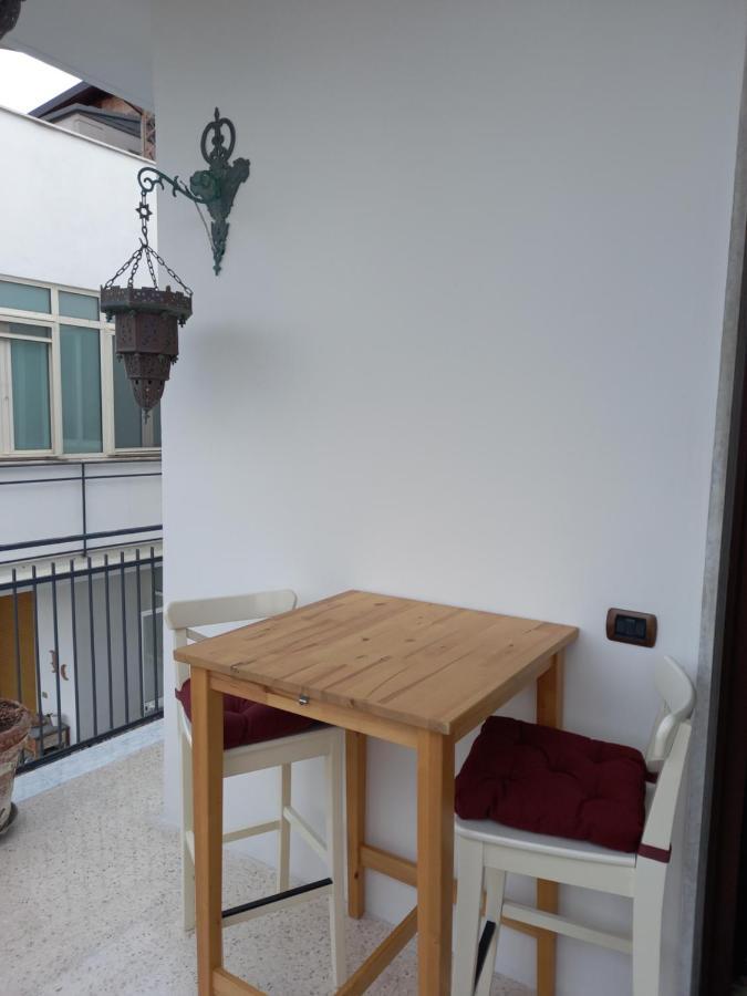 Confortevole Bari Exterior foto